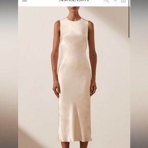 Shona Joy LA LUNE BIAS SLEEVELESS MIDI DRESS - CREAM